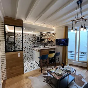 Appartement Montmartre Sacre Coeur, Paris